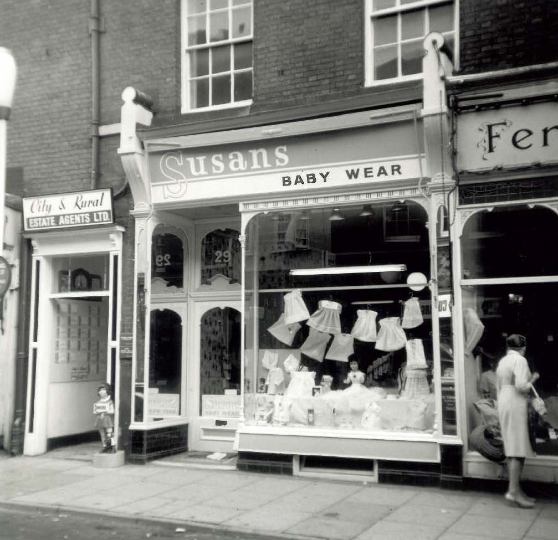 5 Susans Baby Wear 